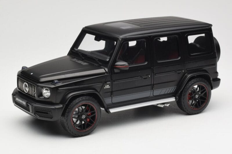 Mercedes G-Class G63 AMG W463A Matt Black Minichamps 1:18 110037064 Metalli