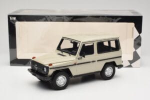 Mercedes G-Class W460 SWB Grey Metallic Minichamps 1:18 155038004 Metalli — kuva 6 / 6