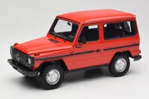 Mercedes G-Class W460 SWB Punainen Minichamps 1:18 155038002 Metalli