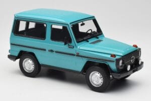 Mercedes G-Class W460 SWB Turkoosi Minichamps 1:18 155038001 Metalli — kuva 4 / 6