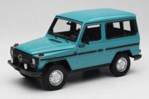 Mercedes G-Class W460 SWB Turkoosi Minichamps 1:18 155038001 Metalli