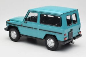 Mercedes G-Class W460 SWB Turkoosi Minichamps 1:18 155038001 Metalli — kuva 5 / 6