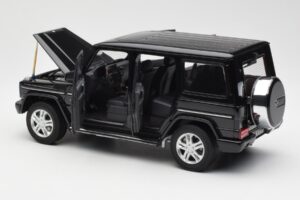 Mercedes G500 W463 Musta AUTOart 1:18 76216 Metalli — kuva 5 / 8