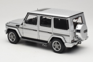 Mercedes G55 AMG W463 Hopea AUTOart 1:18 76247 Metalli — kuva 7 / 8
