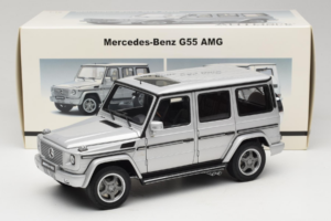 Mercedes G55 AMG W463 Hopea AUTOart 1:18 76247 Metalli — kuva 8 / 8