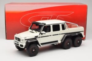Mercedes AMG G63 6x6 W463 Valkoinen GT Spirit 1:18 GT100 Hartsi — kuva 6 / 6