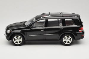 Mercedes GL X164 Period Brown Minichamps 1:18 B66962336 Metalli — kuva 4 / 8