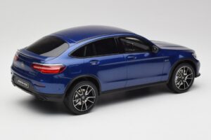 Mercedes AMG GLC 43 Coupe Brilliant Sininen GT Spirit 1:18 B66960468 Hartsi — kuva 2 / 6