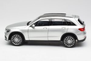 Mercedes GLC X253 Iridium Hopea Norev 1:18 B66960363 Metalli — kuva 4 / 8
