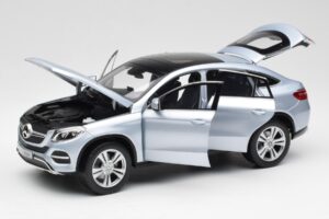 Mercedes GLE Coupe C292 Diamond Hopea Norev 1:18 B66960358 Metalli — kuva 2 / 8