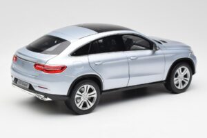 Mercedes GLE Coupe C292 Diamond Hopea Norev 1:18 B66960358 Metalli — kuva 3 / 8