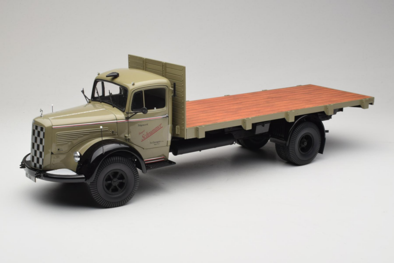 Mercedes L6600 Rungewagen Harmaa Musta Minichamps 1:18 109031050 Metalli