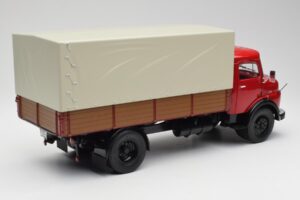 Mercedes L 911 Punainen Schuco 1:18 450016400 Metalli — kuva 3 / 8