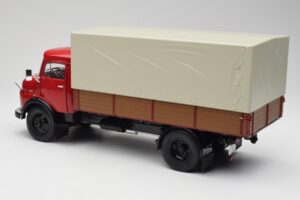 Mercedes L 911 Punainen Schuco 1:18 450016400 Metalli — kuva 7 / 8