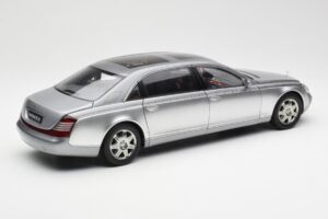 Maybach 62 LWB Himalaya Hopea Dealer Edition AUTOart 1:18 B66962178 Metalli — kuva 3 / 8