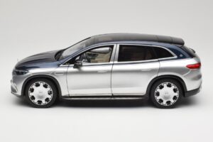 Mercedes Maybach EQS 680 V297 Sininen NZG 1:18 1060/23 Metalli — kuva 4 / 8