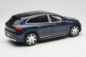 Mercedes Maybach EQS 680 V297 Tummansininen NZG 1:18 B66960593 Metalli — kuva 3 / 8