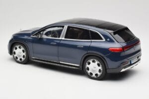 Mercedes Maybach EQS 680 V297 Tummansininen NZG 1:18 B66960593 Metalli — kuva 7 / 8