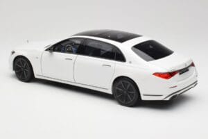 Mercedes Maybach S 680 X223 Diamond White Norev 1:18 B66960666 Metalli — kuva 7 / 8