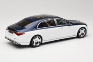 Mercedes Maybach S-Class Z223 Nautical Blue Diamond White Almost Real 1:18 820126 Metalli — kuva 3 / 8