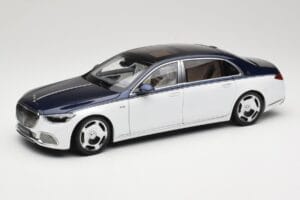 Mercedes Maybach S-Class Z223 Nautical Blue Diamond White Almost Real 1:18 820126 Metalli