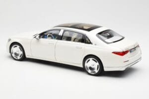 Mercedes Maybach S680 4Matic X223 Diamond Valkoinen Norev 1:18 183918 Metalli — kuva 7 / 8