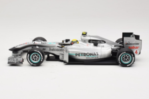 Mercedes MGP W01 #4 N. Rosberg Mercedes GP 2010 Minichamps 1:18 110100004 Metalli — kuva 3 / 7