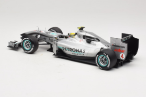 Mercedes MGP W01 #4 N. Rosberg Mercedes GP 2010 Minichamps 1:18 110100004 Metalli — kuva 5 / 7