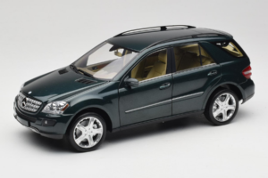 Mercedes ML W164 Green Metallic Minichamps 1:18 150034502 Metalli