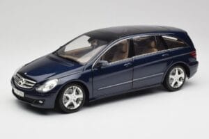 Mercedes R-Class W251 Tantsaniitti Sininen Minichamps 1:18 150034600 Metalli