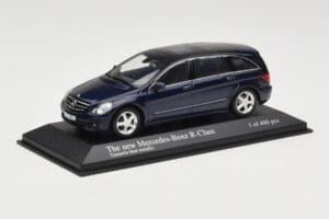 Mercedes R-Class W251 Tanzanite Blue Minichamps 1:43 B66962215 Metalli — kuva 2 / 4