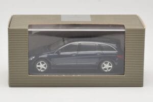 Mercedes R-Class W251 Tanzanite Blue Minichamps 1:43 B66962215 Metalli — kuva 4 / 4