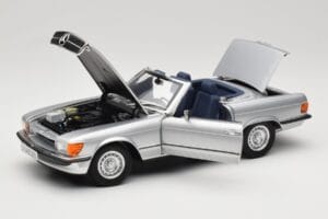 Mercedes R107 380 SL Hopea Norev 1:18 183725 Metalli — kuva 2 / 8