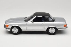 Mercedes R107 380 SL Hopea Norev 1:18 183725 Metalli — kuva 4 / 8