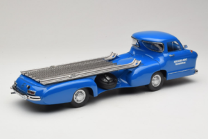 Mercedes Renntransporter Blaues Wunder iScale 1:18 118000000006-P1 Metalli — kuva 2 / 6
