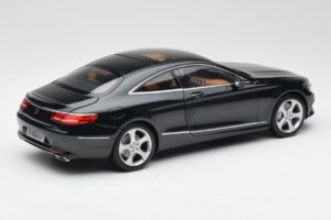 Mercedes S-Class Coupe C217 Smaragd Vihreä Metallic Norev 1:18 B66961244 Metalli — kuva 3 / 8