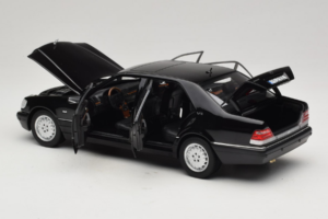Mercedes S-Class W140 S600 Obsidian Black Metallic Norev 1:18 183045 Metalli — kuva 5 / 8