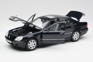Mercedes S-Class W220 Sininen Maisto 1:18 56051 Metalli — kuva 2 / 8