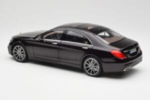 Mercedes S-Class W222 AMG Line Ruby Musta Metallic Norev 1:18 183483 Metalli — kuva 7 / 8
