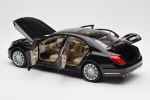 Mercedes S-Class W222 Musta Metallic Norev 1:18 183480 Metalli — kuva 5 / 8