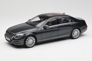 Mercedes S-Class W222 Sininen Antrasiitti Metallic Norev 1:18 B66960157 Metalli