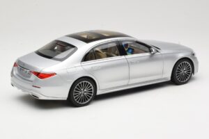 Mercedes S-Class W223 AMG Line Brilliant Silver Norev 1:18 183805 Metalli — kuva 3 / 8