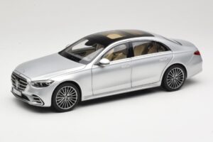 Mercedes S-Class W223 AMG Line Brilliant Silver Norev 1:18 183805 Metalli