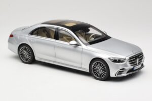 Mercedes S-Class W223 AMG Line Brilliant Silver Norev 1:18 183805 Metalli — kuva 6 / 8