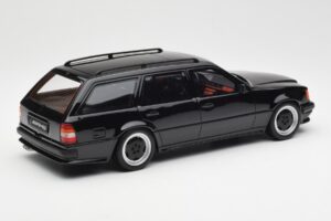 Mercedes 300 TE AMG S124 Musta Otto 1:18 OT147 Hartsi — kuva 2 / 6