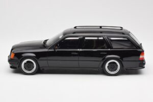 Mercedes 300 TE AMG S124 Musta Otto 1:18 OT147 Hartsi — kuva 3 / 6