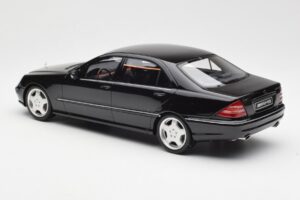 Mercedes AMG S55 W220 Musta Otto 1:18 OT832 Hartsi — kuva 5 / 6
