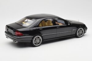 Mercedes AMG S65 W220 Musta Otto 1:18 OT846 Hartsi — kuva 2 / 6