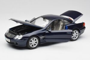 Mercedes SL 500 R230 Sininen Maisto 1:18 B66962126 Metalli — kuva 2 / 8