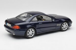 Mercedes SL 500 R230 Sininen Maisto 1:18 B66962126 Metalli — kuva 3 / 8